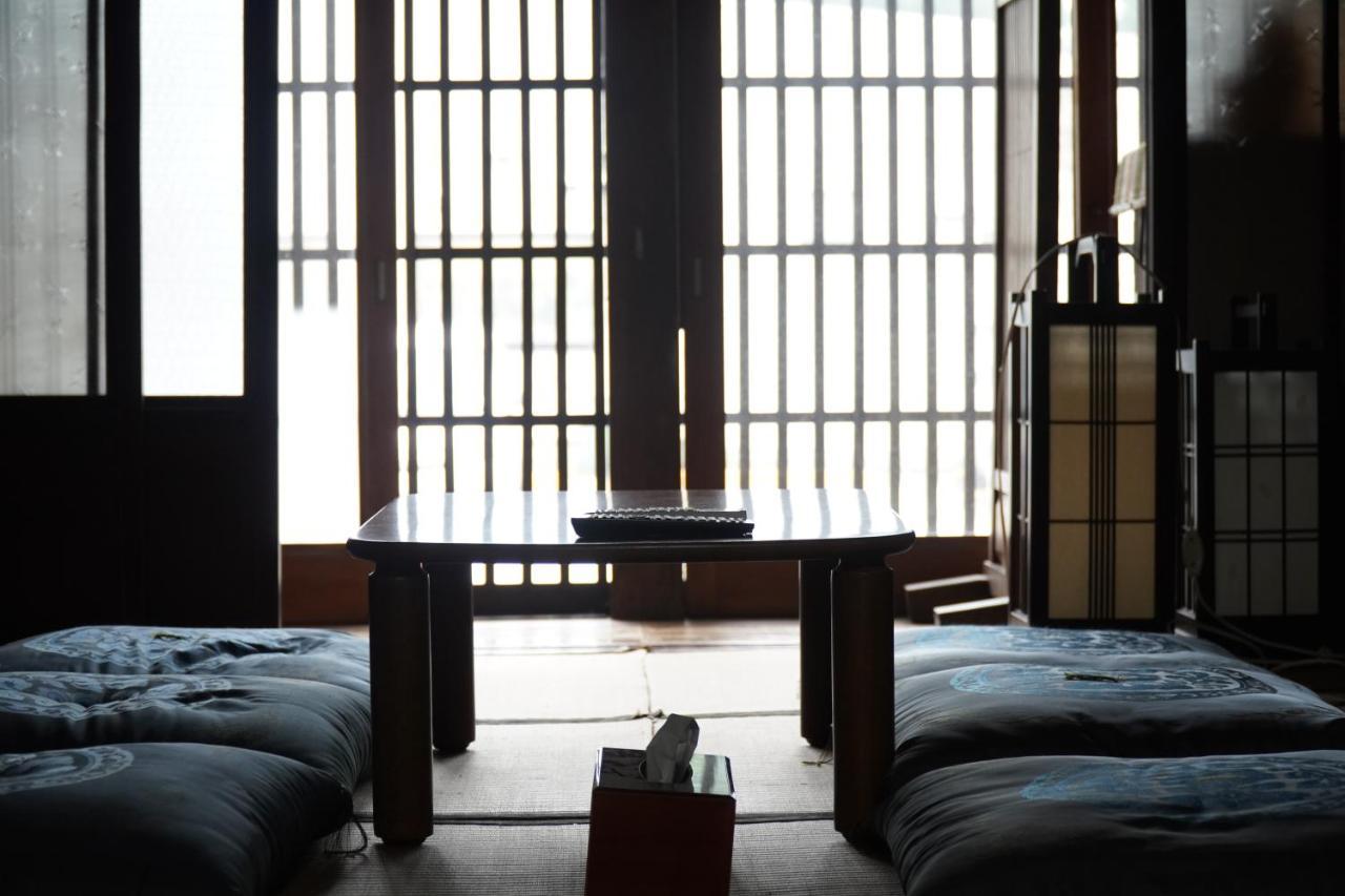 Minsyuku Koshiyama Hotel ชิราคาวะ ภายนอก รูปภาพ